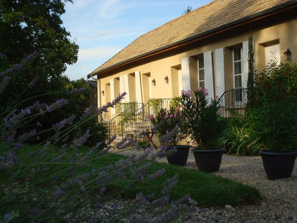 Les Communs Du Manoir Lägenhet Écully Exteriör bild