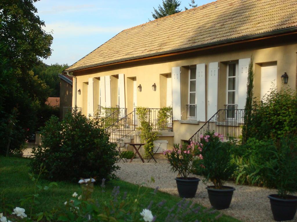 Les Communs Du Manoir Lägenhet Écully Rum bild